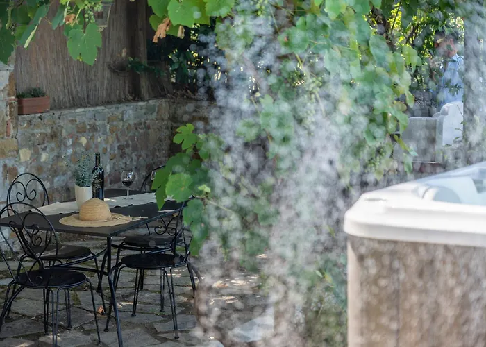 Charming Florentine Hideout Florencja