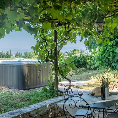 شقة Charming Florentine Hideout