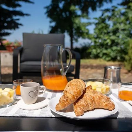Charming Florentine Hideout شقة